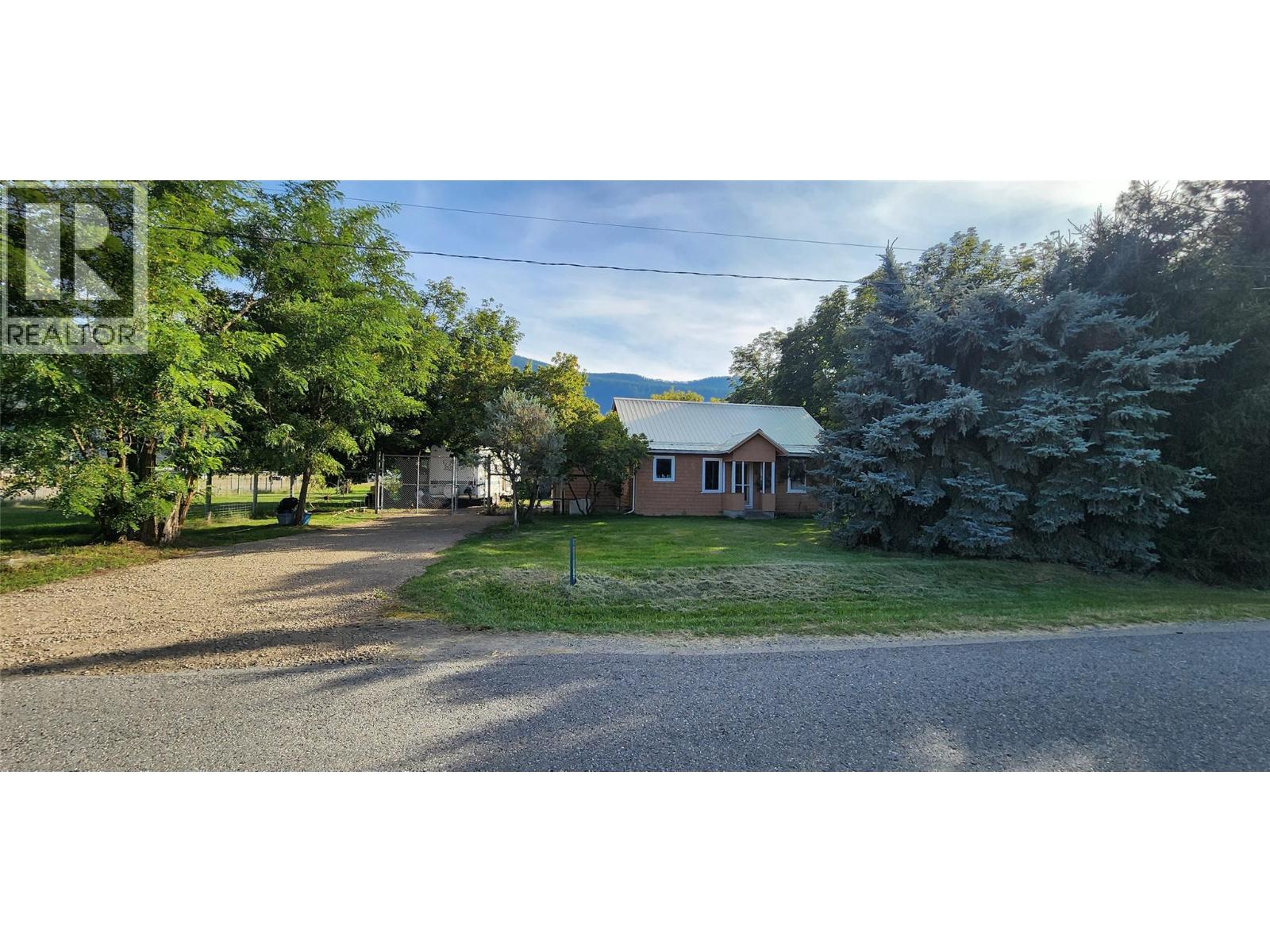 780 Cameron Avenue Property Photo 1
