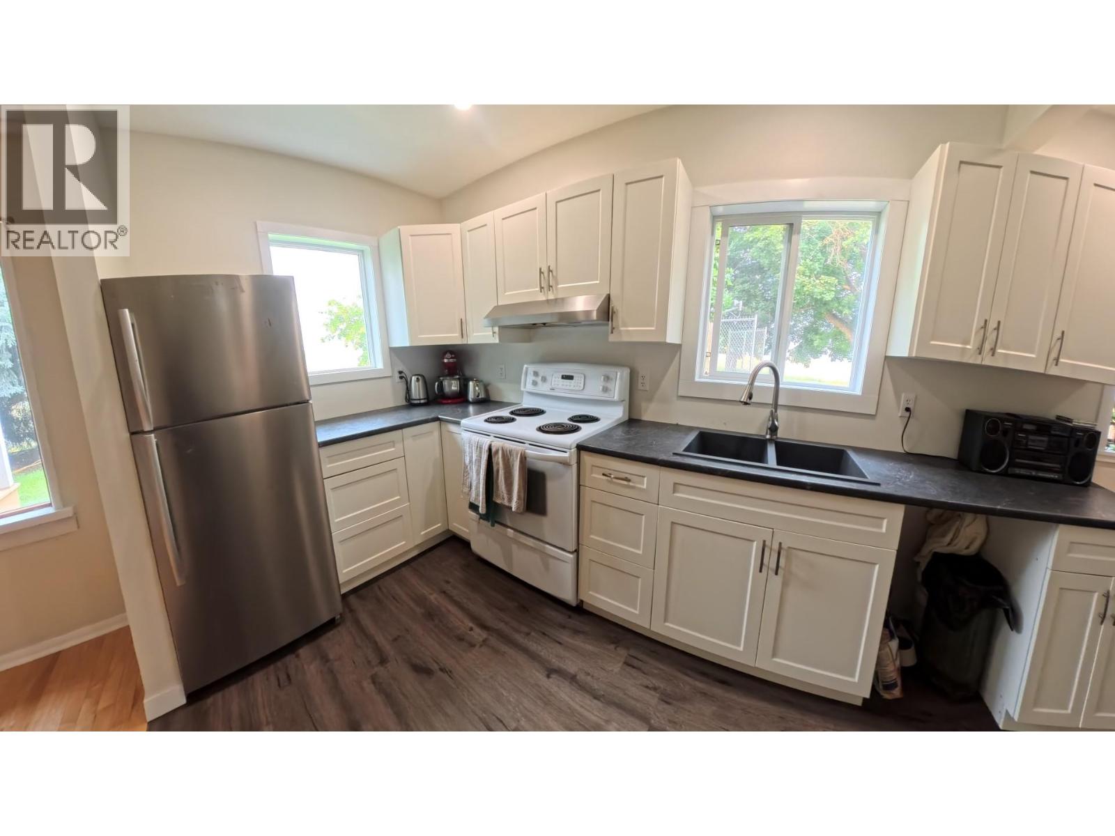 780 Cameron Avenue Property Photo 14