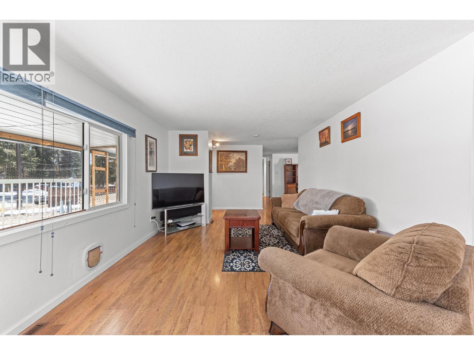 858 301st Street Property Photo 10