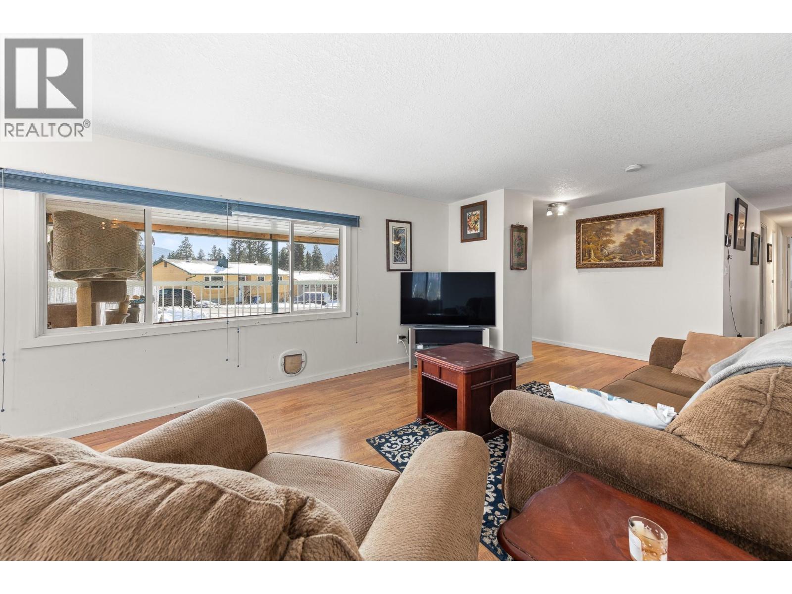 858 301st Street Property Photo 11