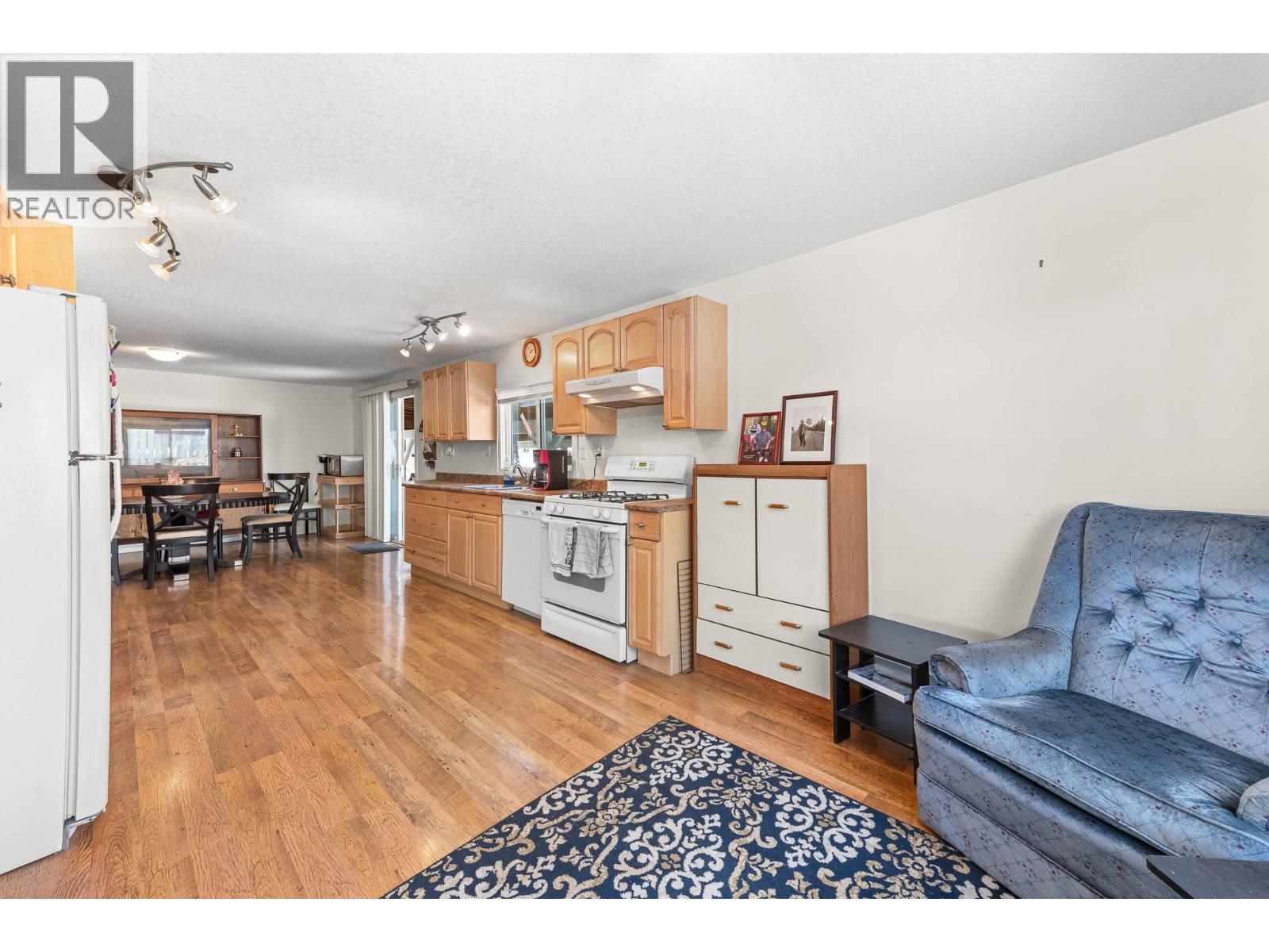 858 301st Street Property Photo 14