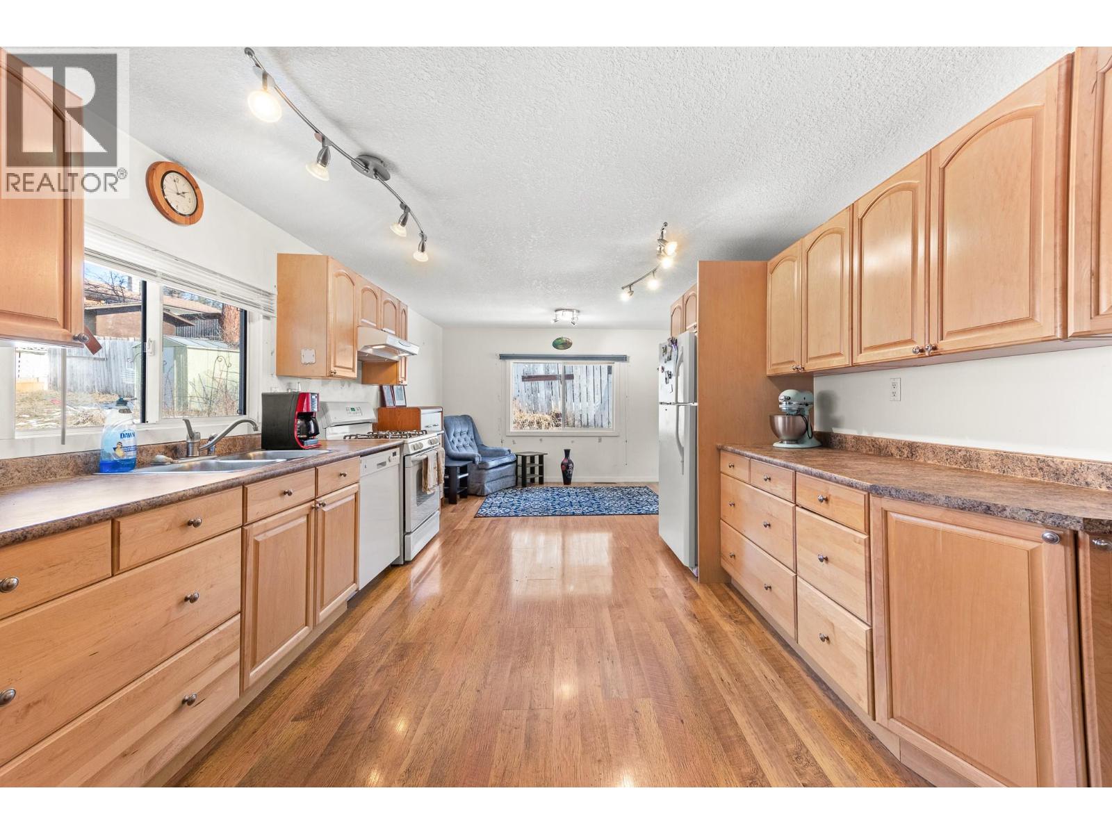 858 301st Street Property Photo 18