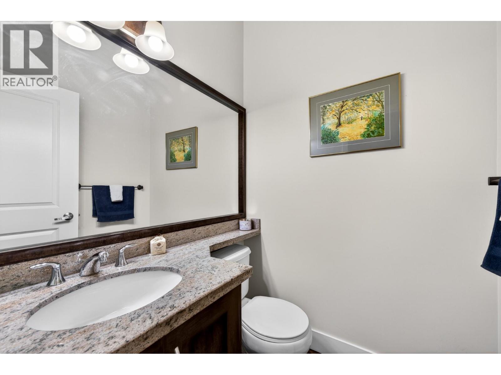 2046 Robson Place Unit# 4 Property Photo 16
