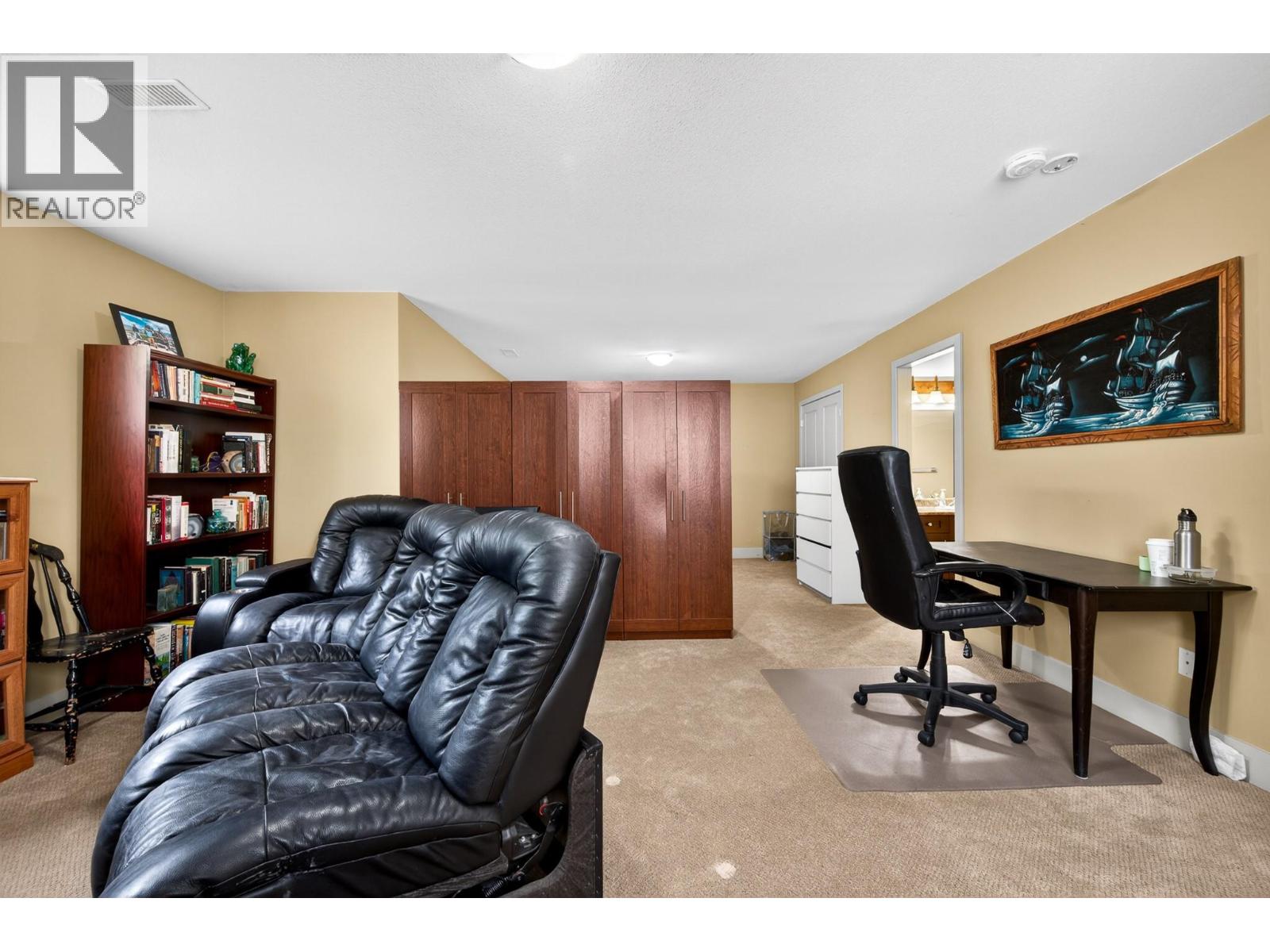 2046 Robson Place Unit# 4 Property Photo 20