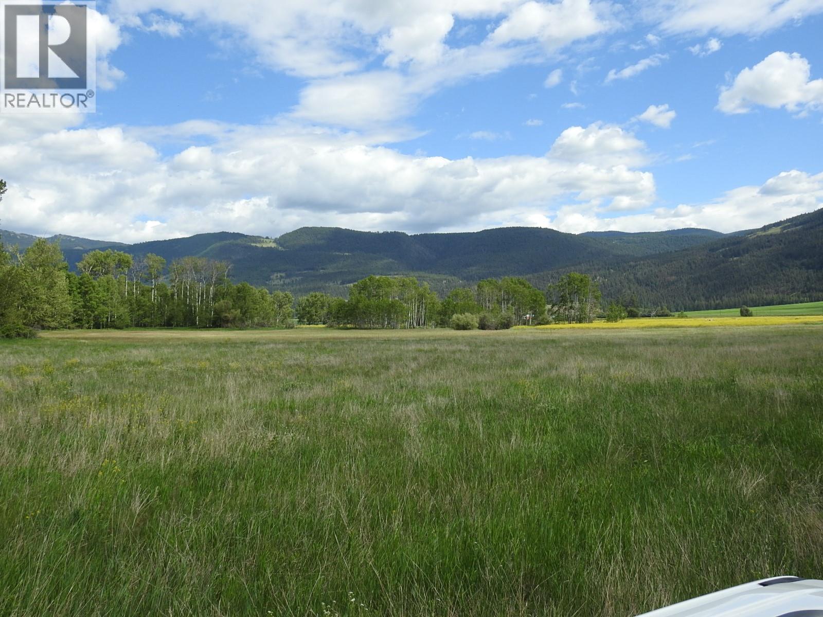 5569 Kamloops-vernon Highway Property Photo 2