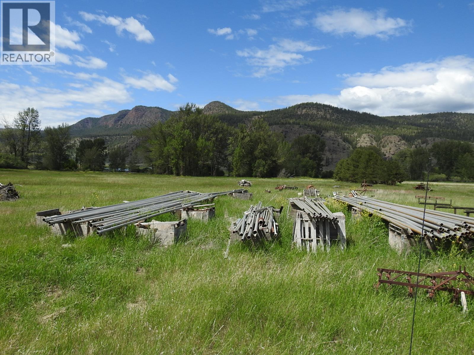 5569 Kamloops-vernon Highway Property Photo 10