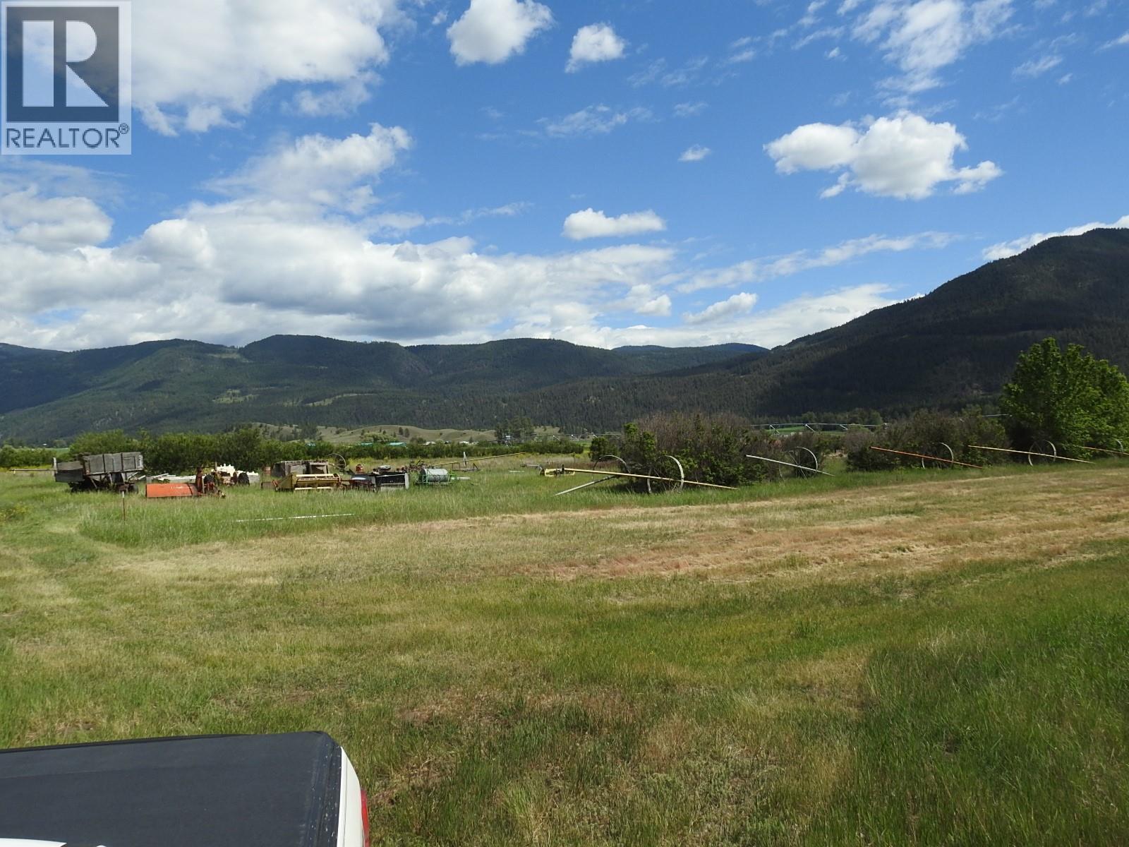 5569 Kamloops-vernon Highway Property Photo 14