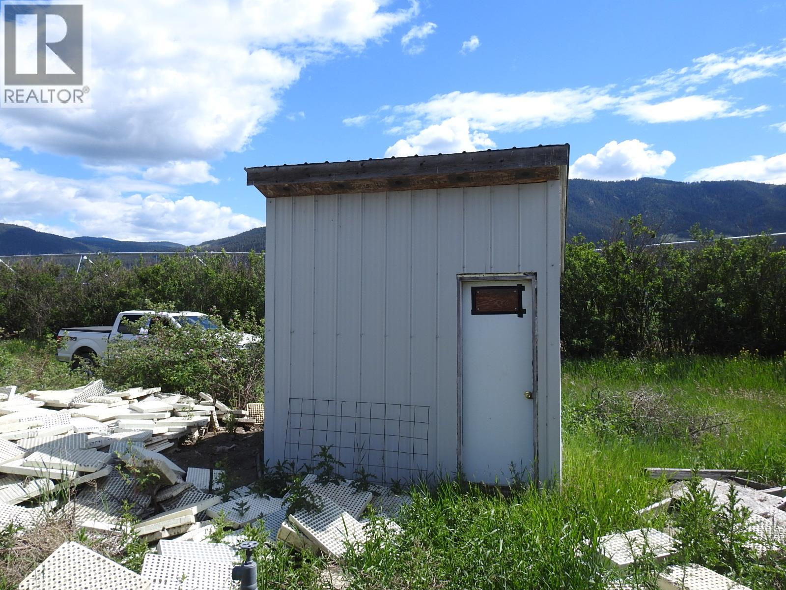 5569 Kamloops-vernon Highway Property Photo 45
