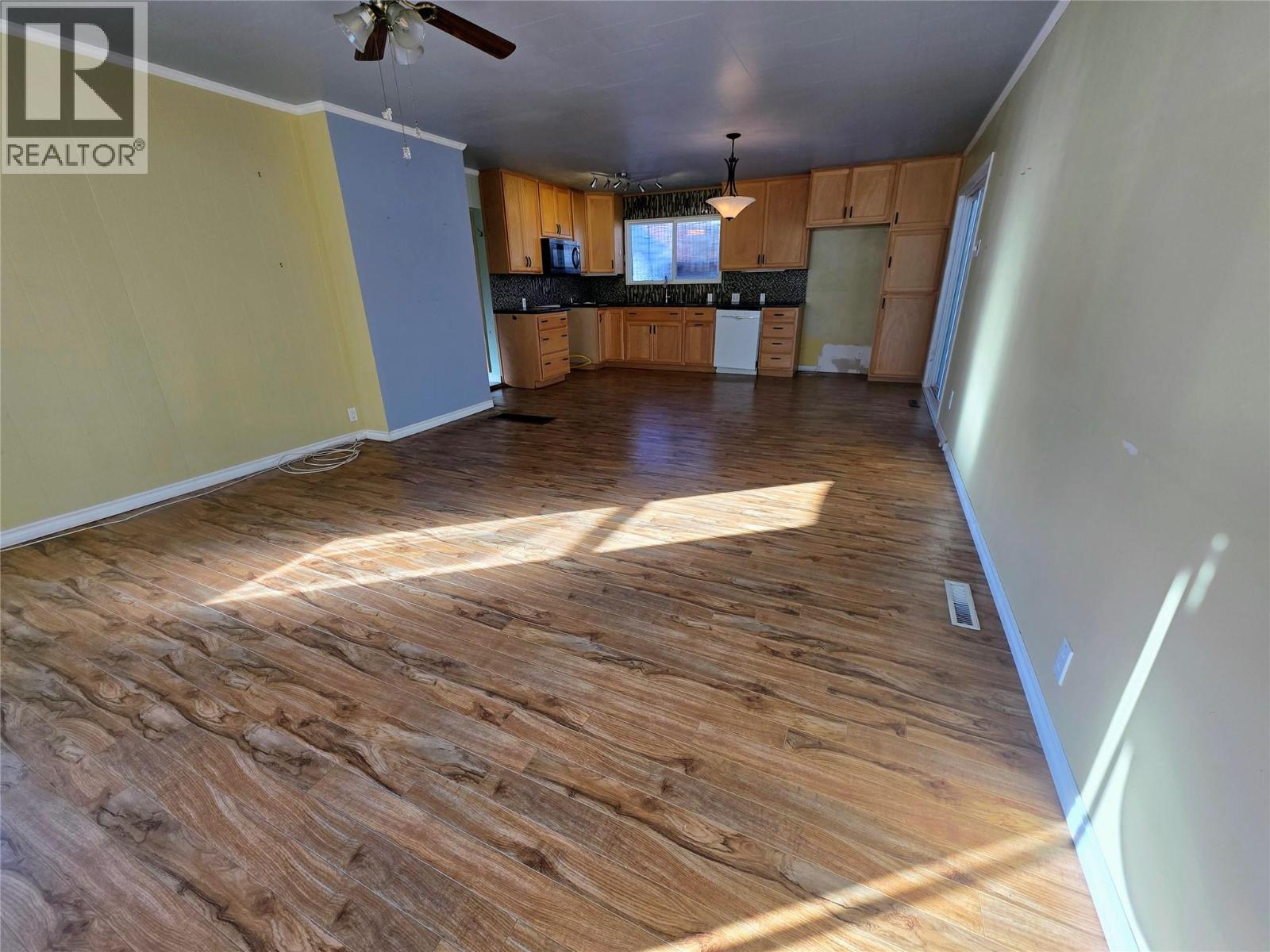 1866 Cole Street Property Photo 6