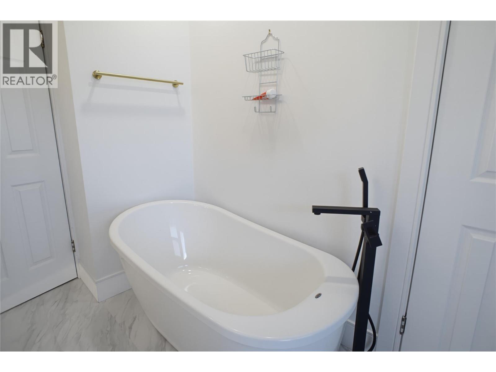 8576 Westsyde Road Property Photo 14