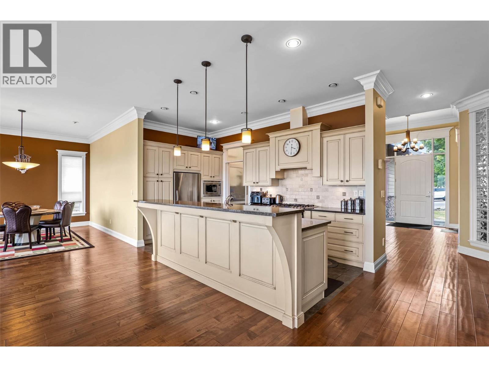 842 Guerin Creek Way Property Photo 16