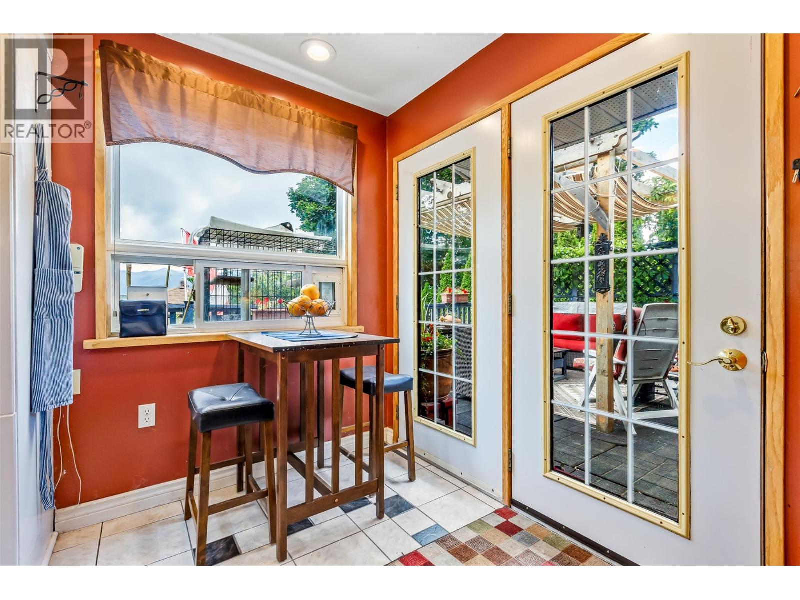1409 Vancouver Street Property Photo 2