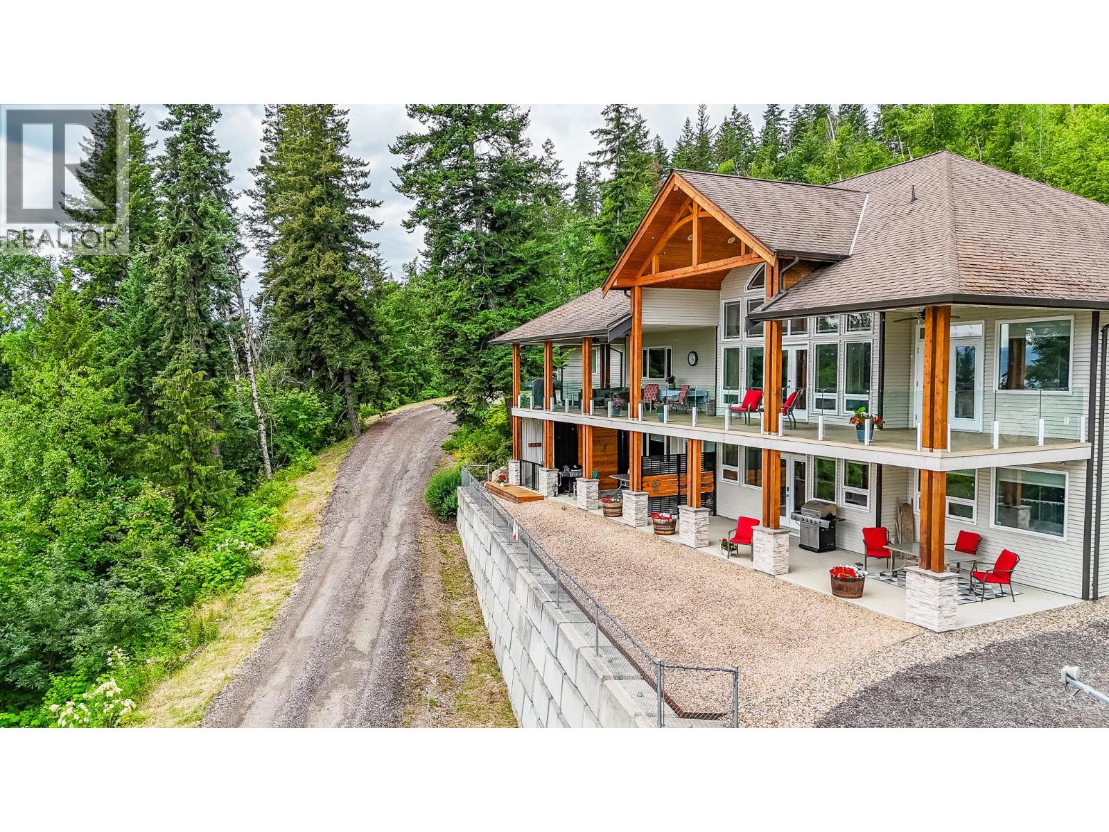 5694 Trans Canada Highway Nw Property Photo 4