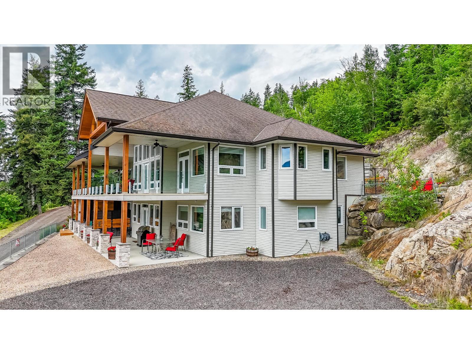 5694 Trans Canada Highway Nw Property Photo 5