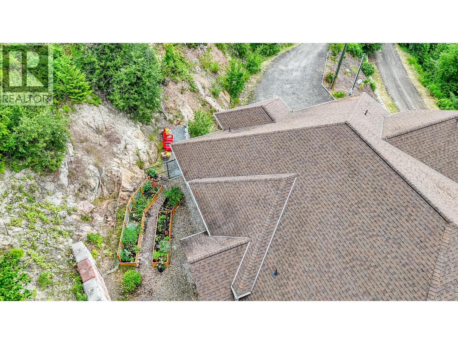 5694 Trans Canada Highway Nw Property Photo 8