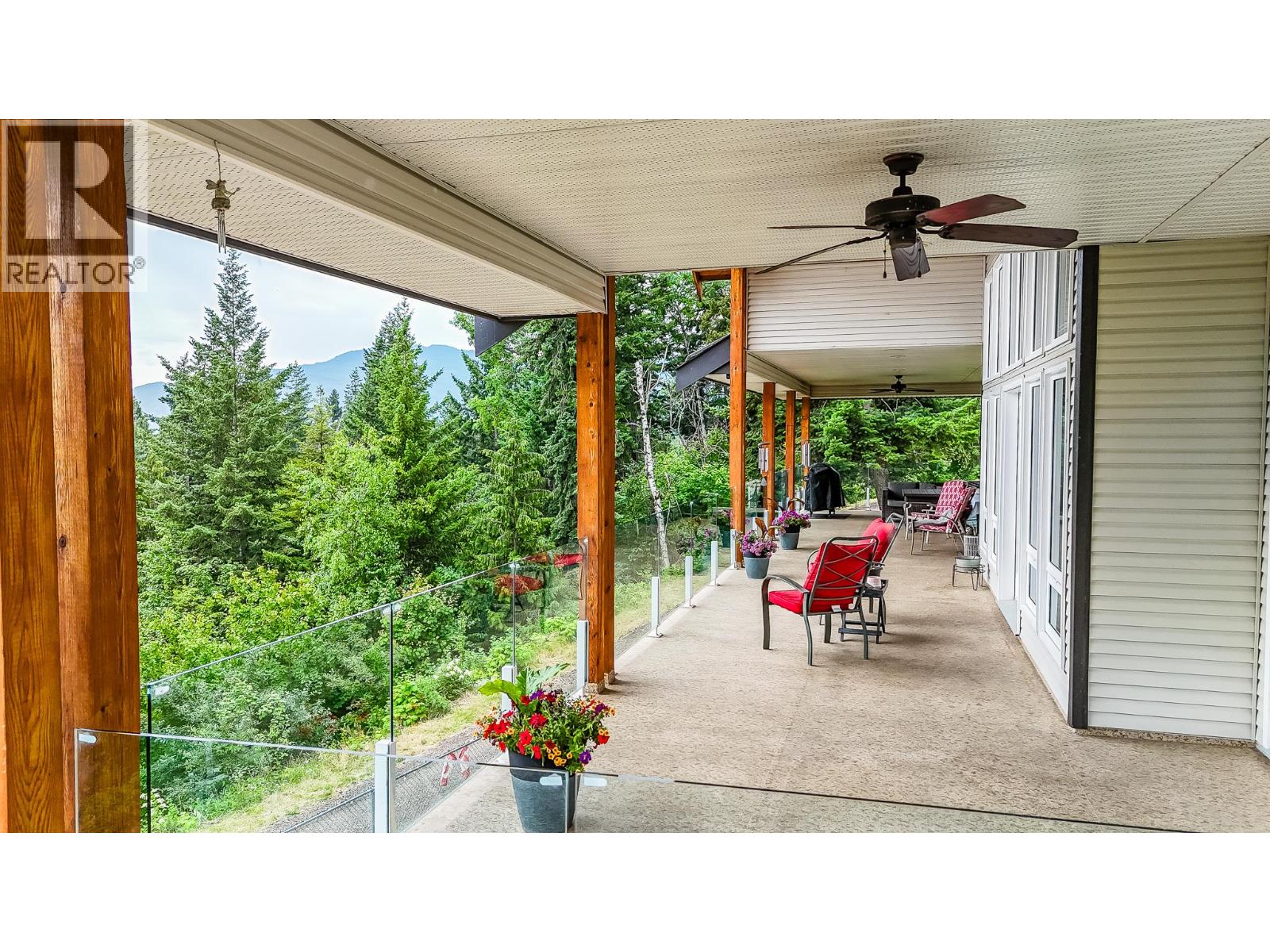 5694 Trans Canada Highway Nw Property Photo 17