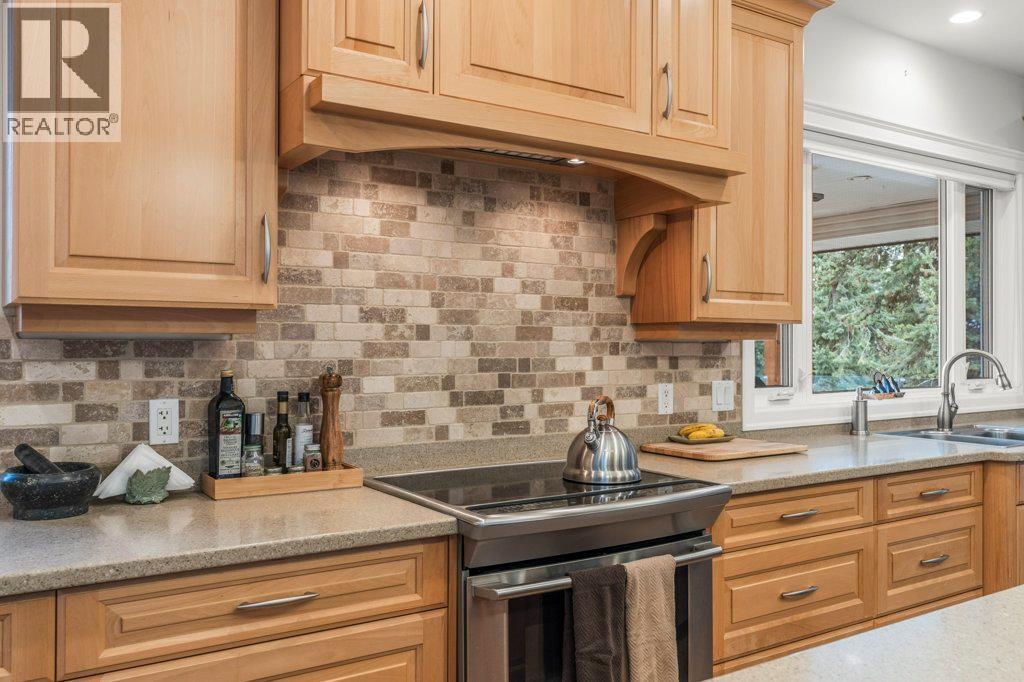 5694 Trans Canada Highway Nw Property Photo 35