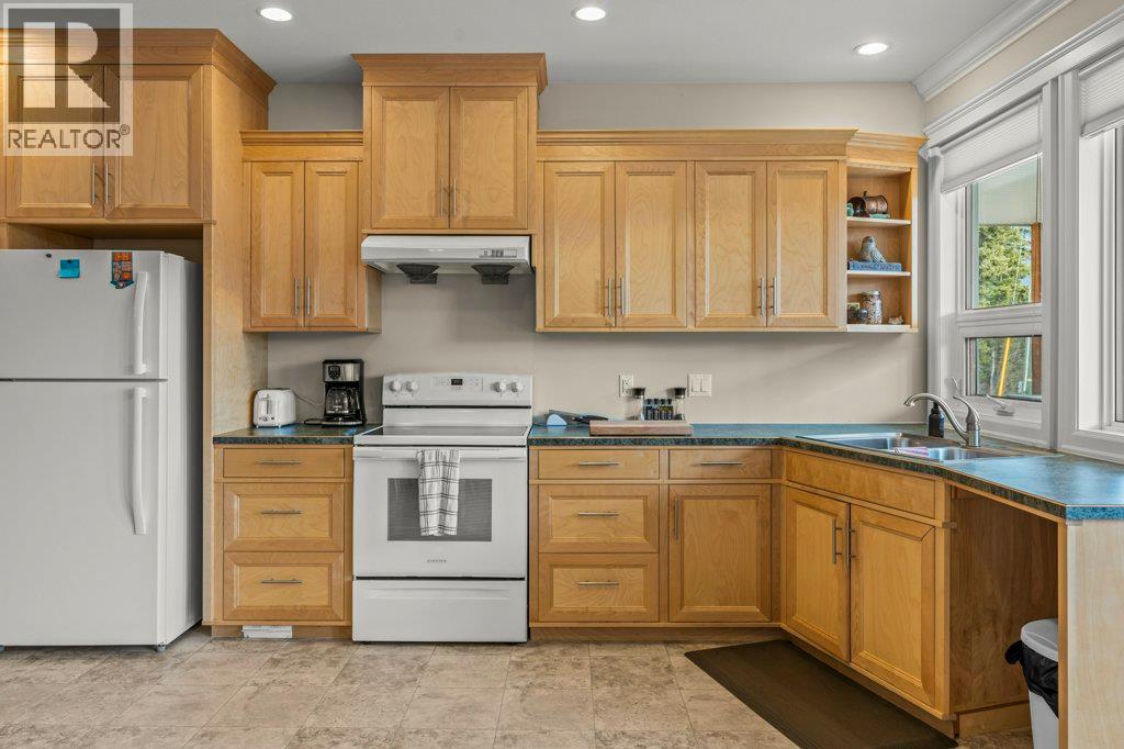 5694 Trans Canada Highway Nw Property Photo 68