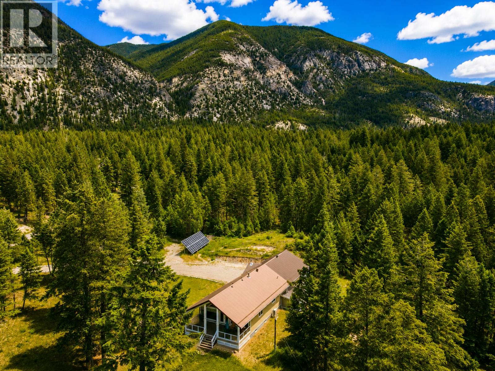5226 Juniper Heights Road Property Photo 1