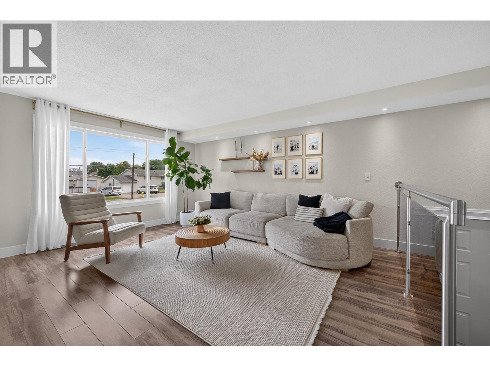 149 Parlow Road Property Photo 3