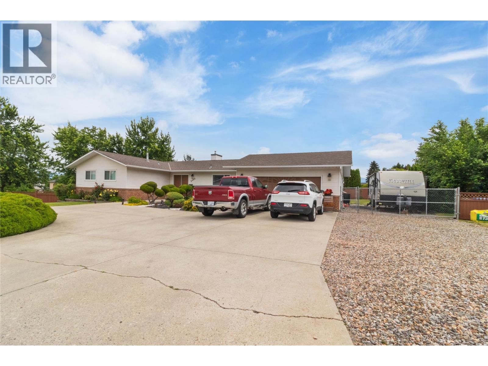 2665 Guidi Road Property Photo 2