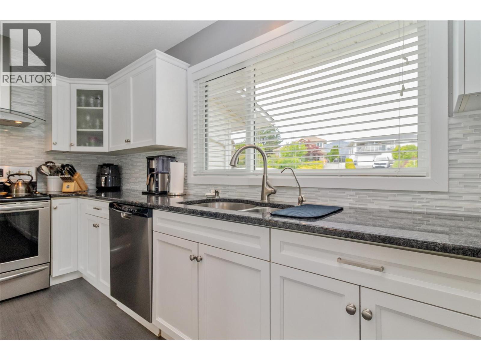 2665 Guidi Road Property Photo 23