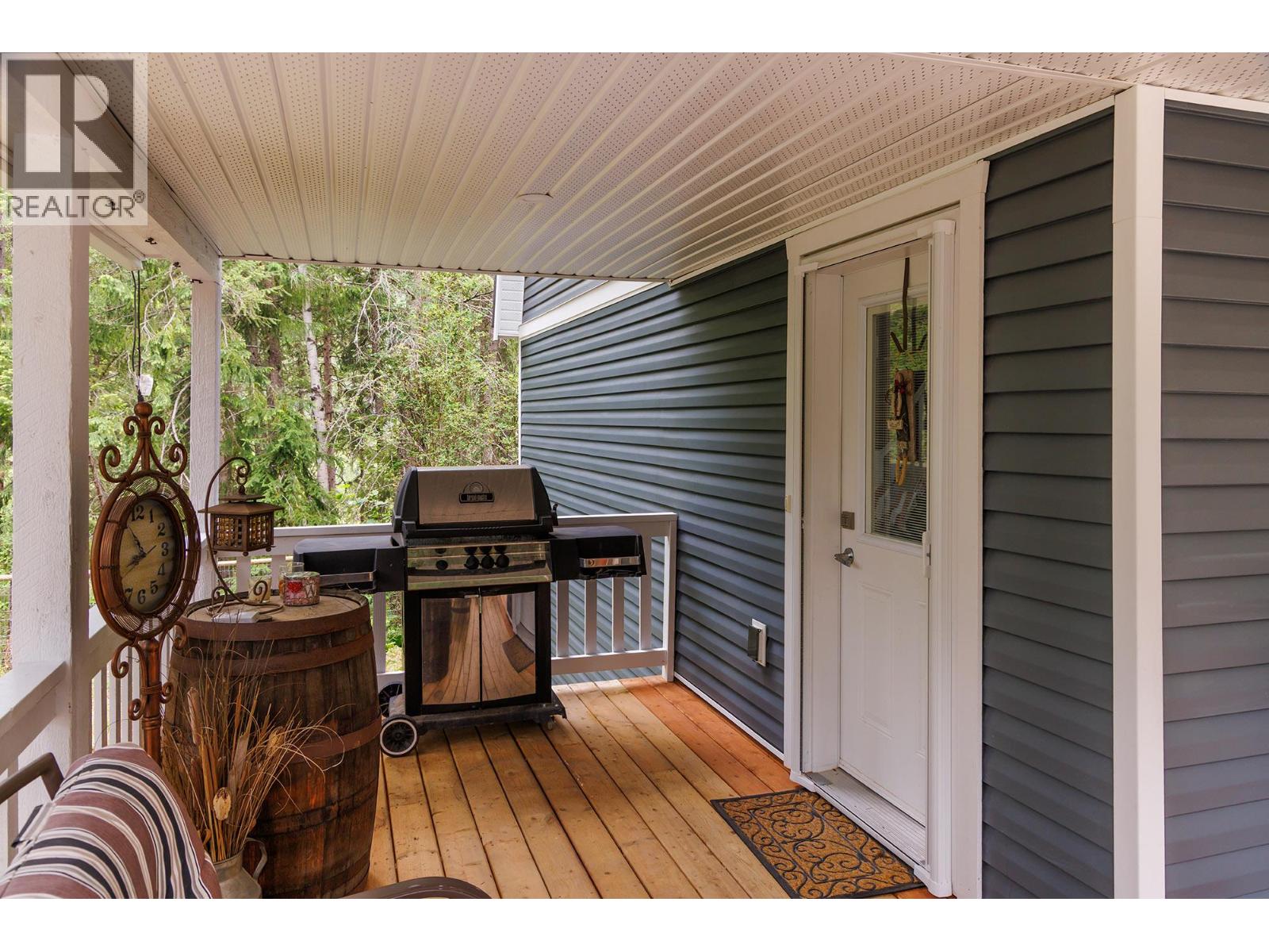 12310 Greystokes Road Property Photo 30