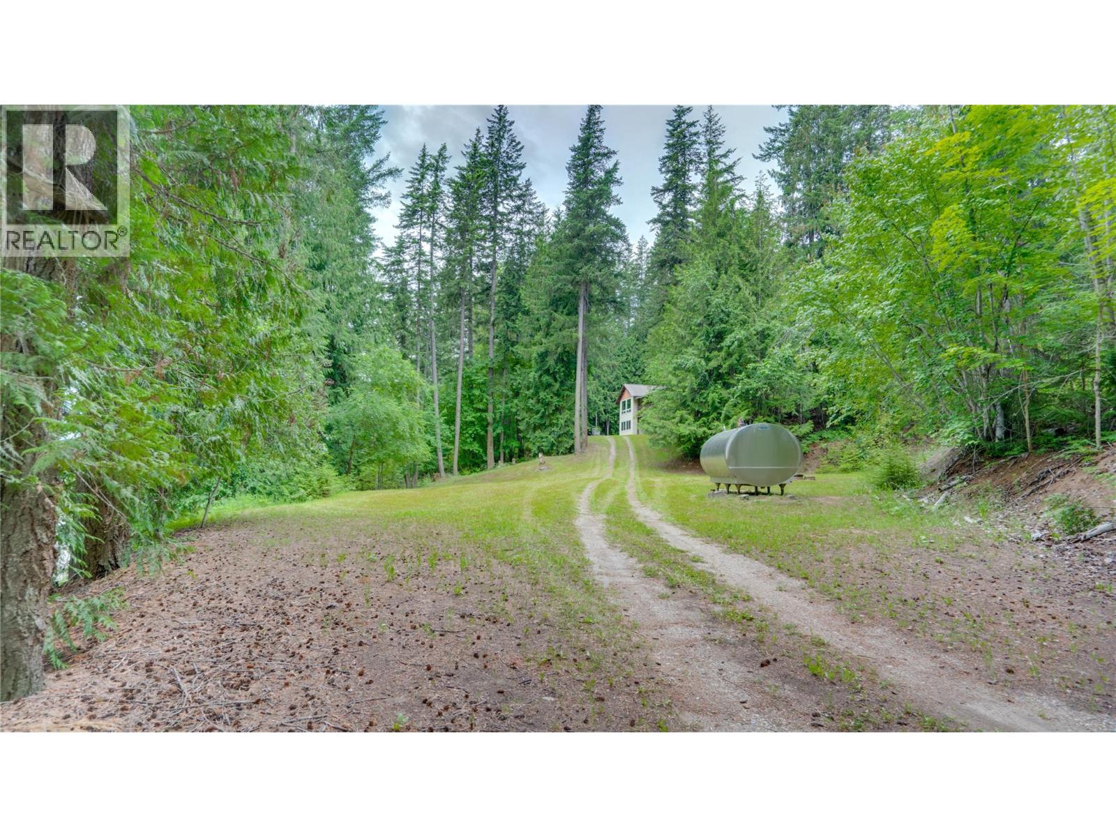 454 Grandview Bench Road Property Photo 4