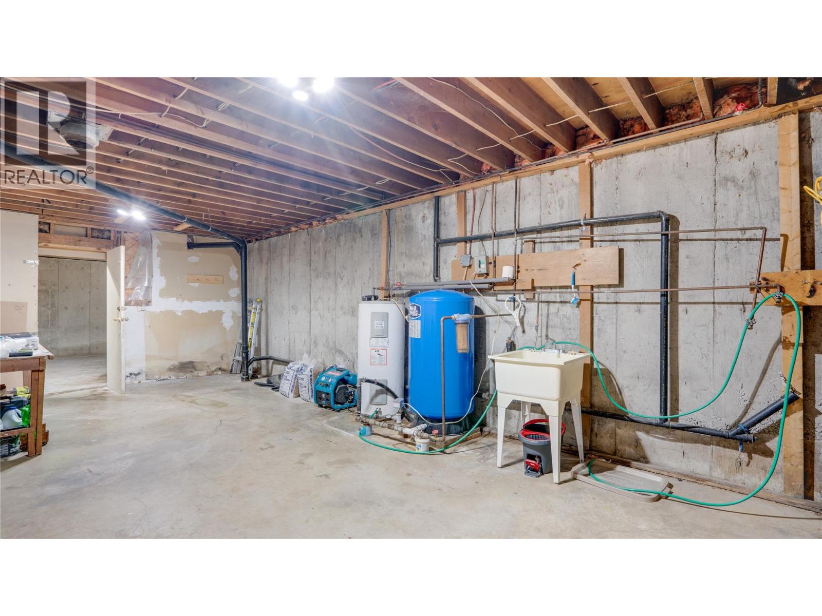 454 Grandview Bench Road Property Photo 16