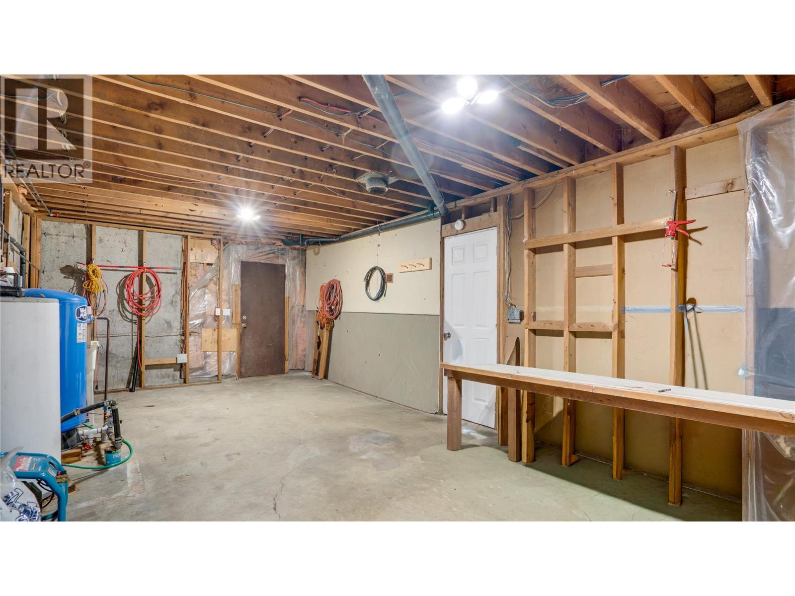 454 Grandview Bench Road Property Photo 17