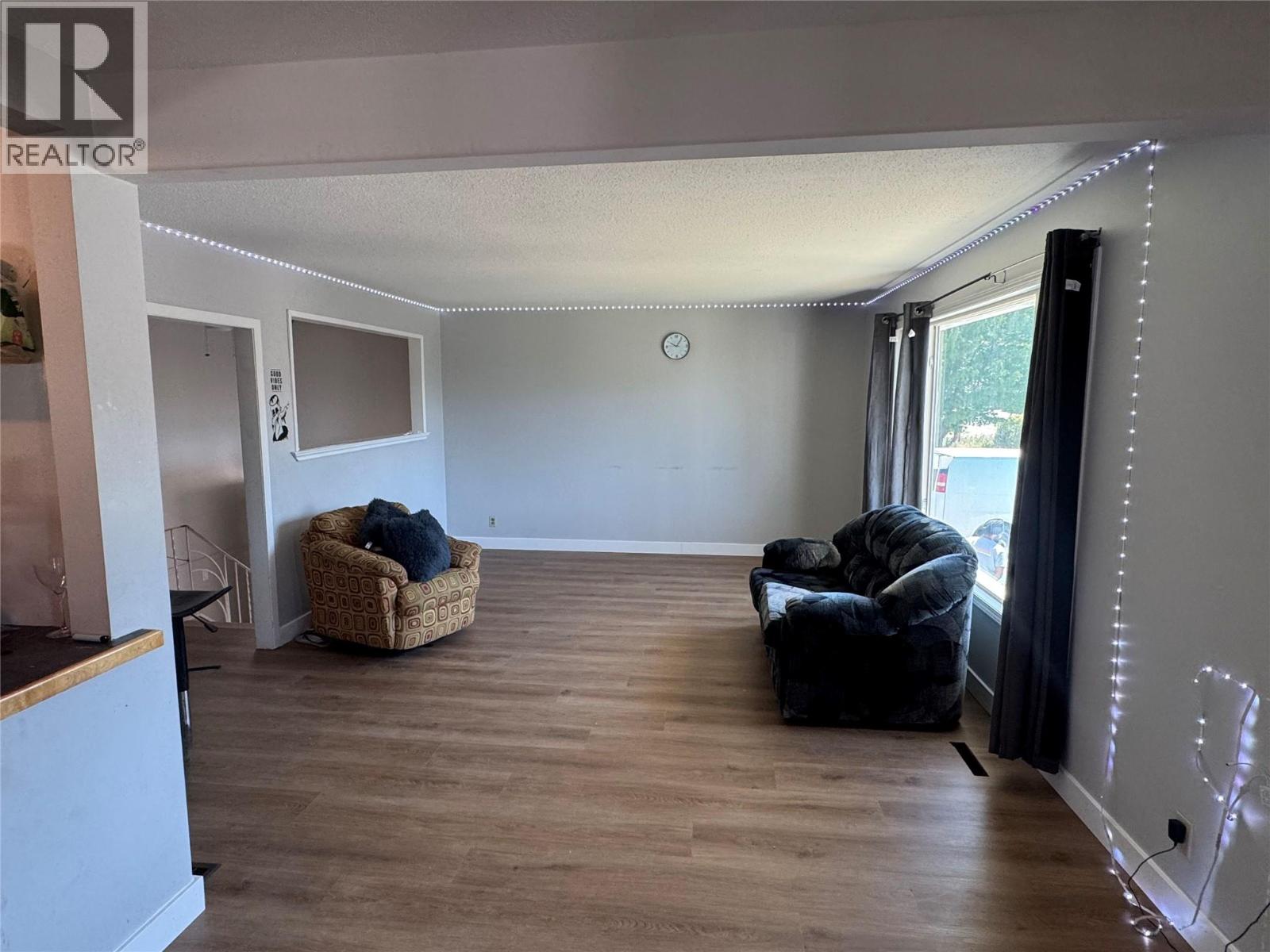 470 Perry Road Property Photo 4