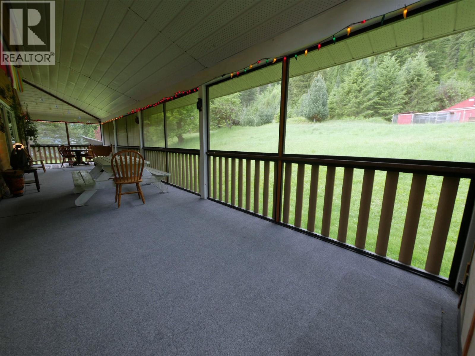6785 Perrys Back Road Property Photo 10