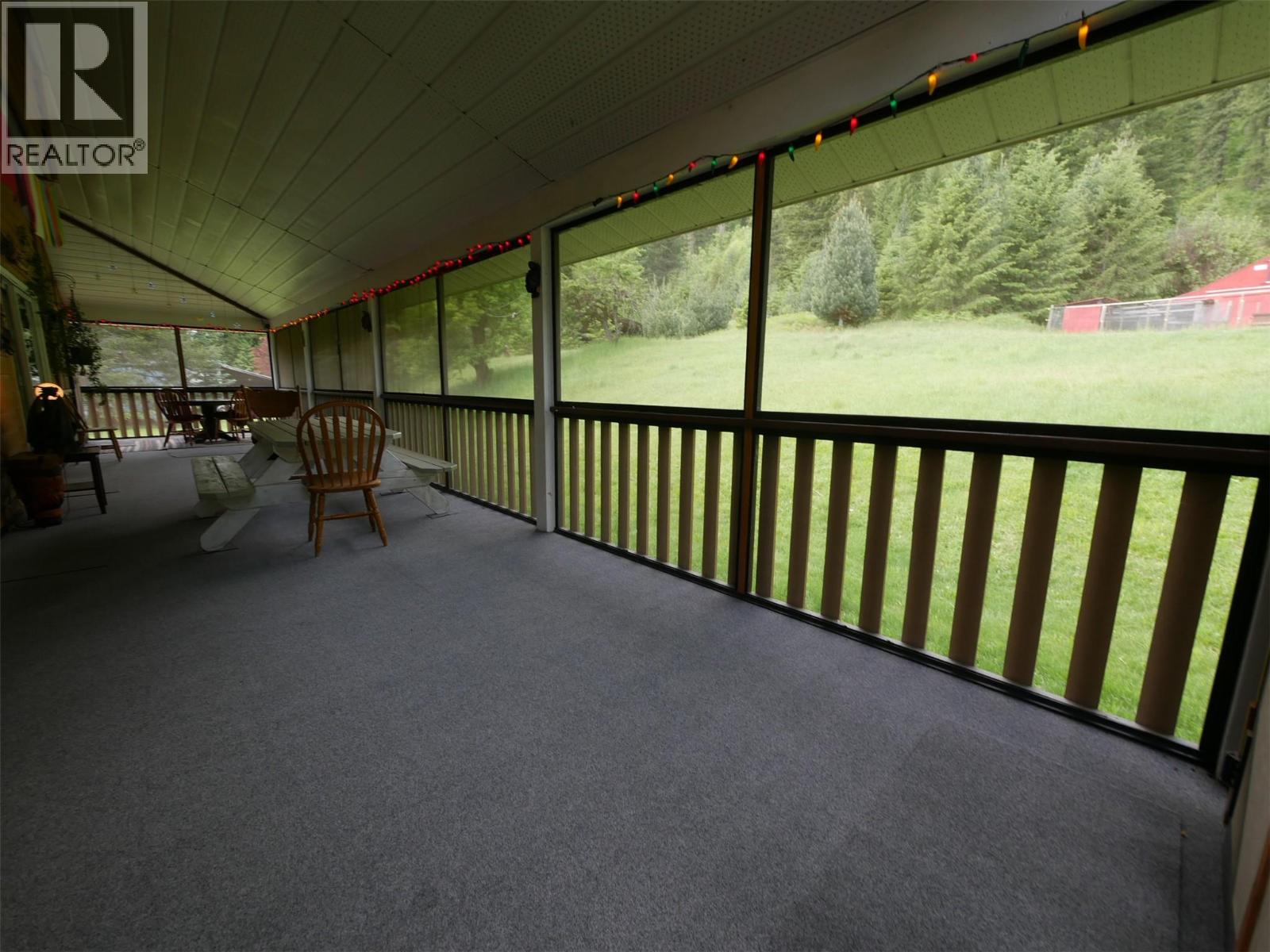 6785 Perrys Back Road Property Photo 32