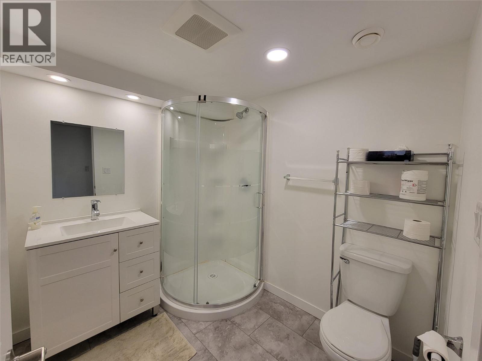 565 Eckhardt Avenue W Property Photo 30