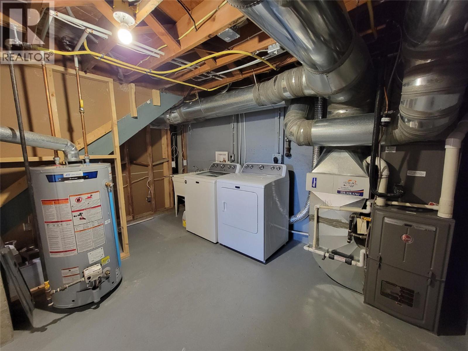 565 Eckhardt Avenue W Property Photo 34