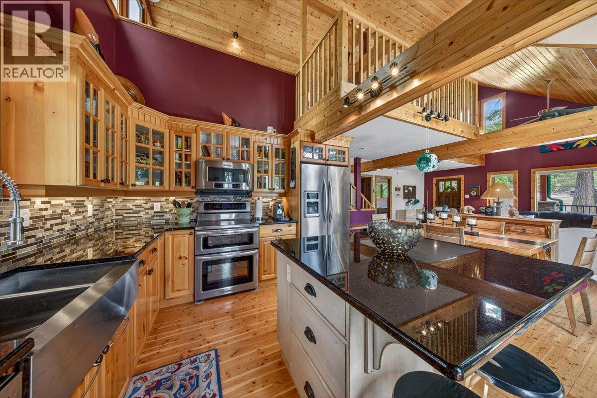 4931 Mountaintop Drive Property Photo 10