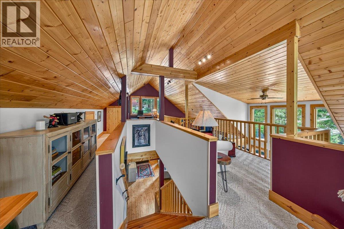 4931 Mountaintop Drive Property Photo 15