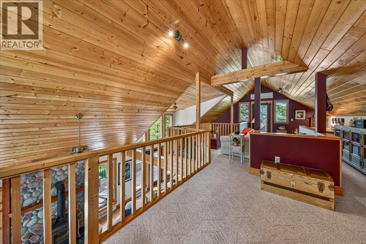 4931 Mountaintop Drive Property Photo 16
