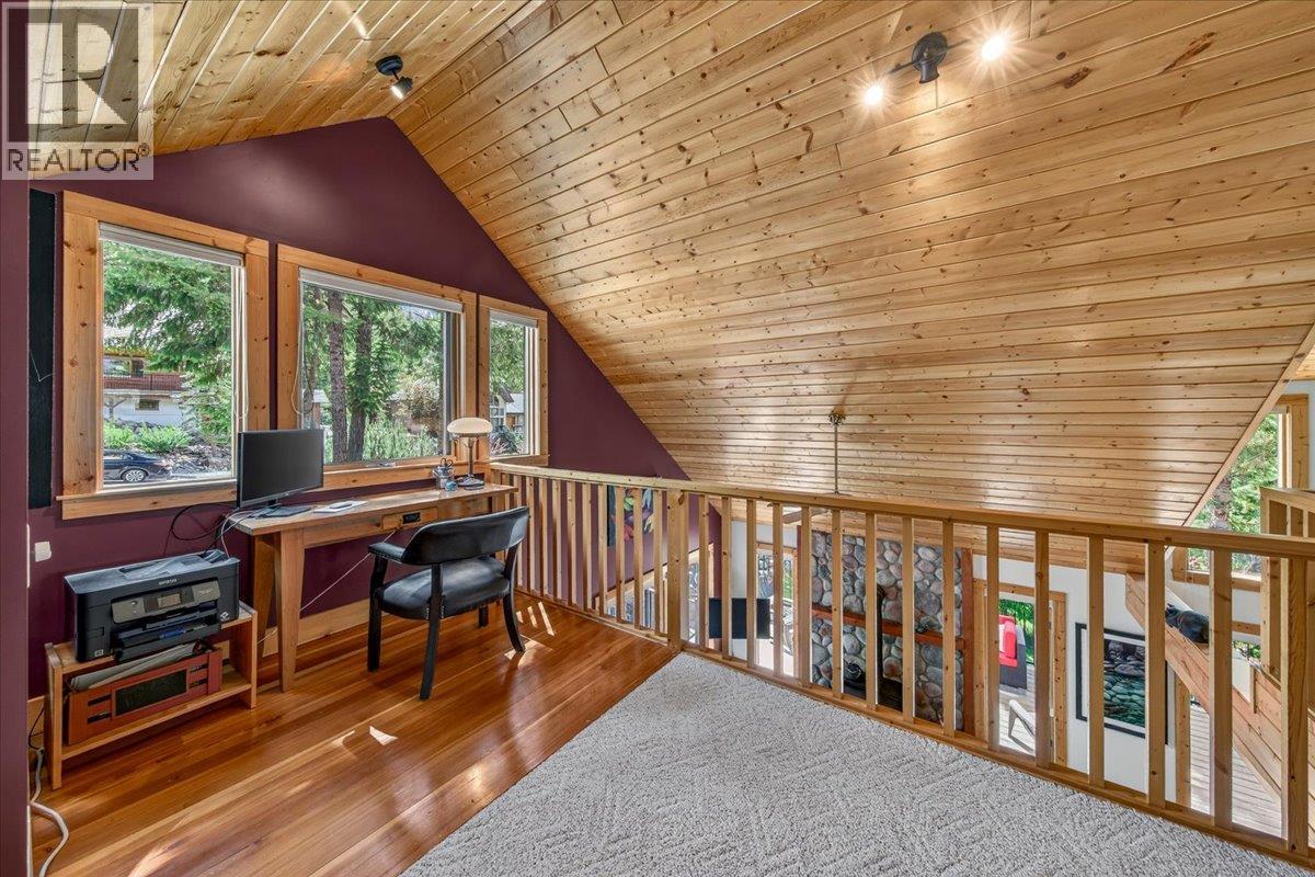4931 Mountaintop Drive Property Photo 17