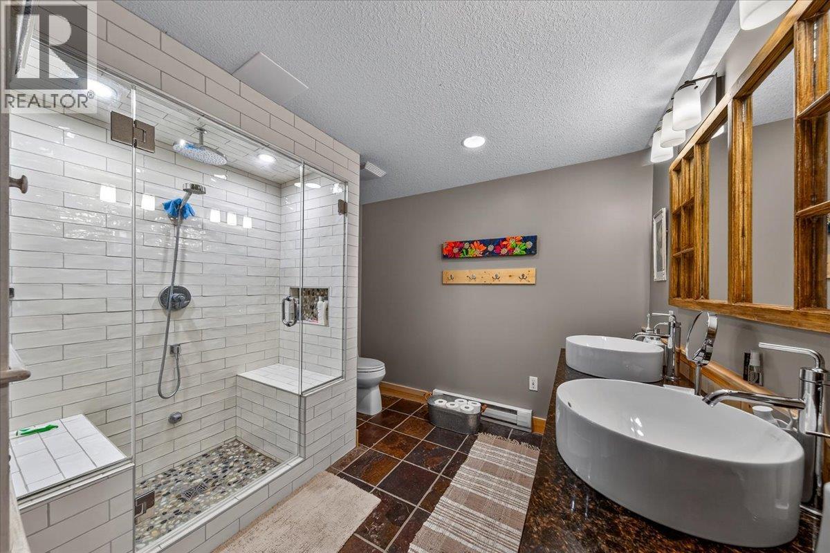 4931 Mountaintop Drive Property Photo 32