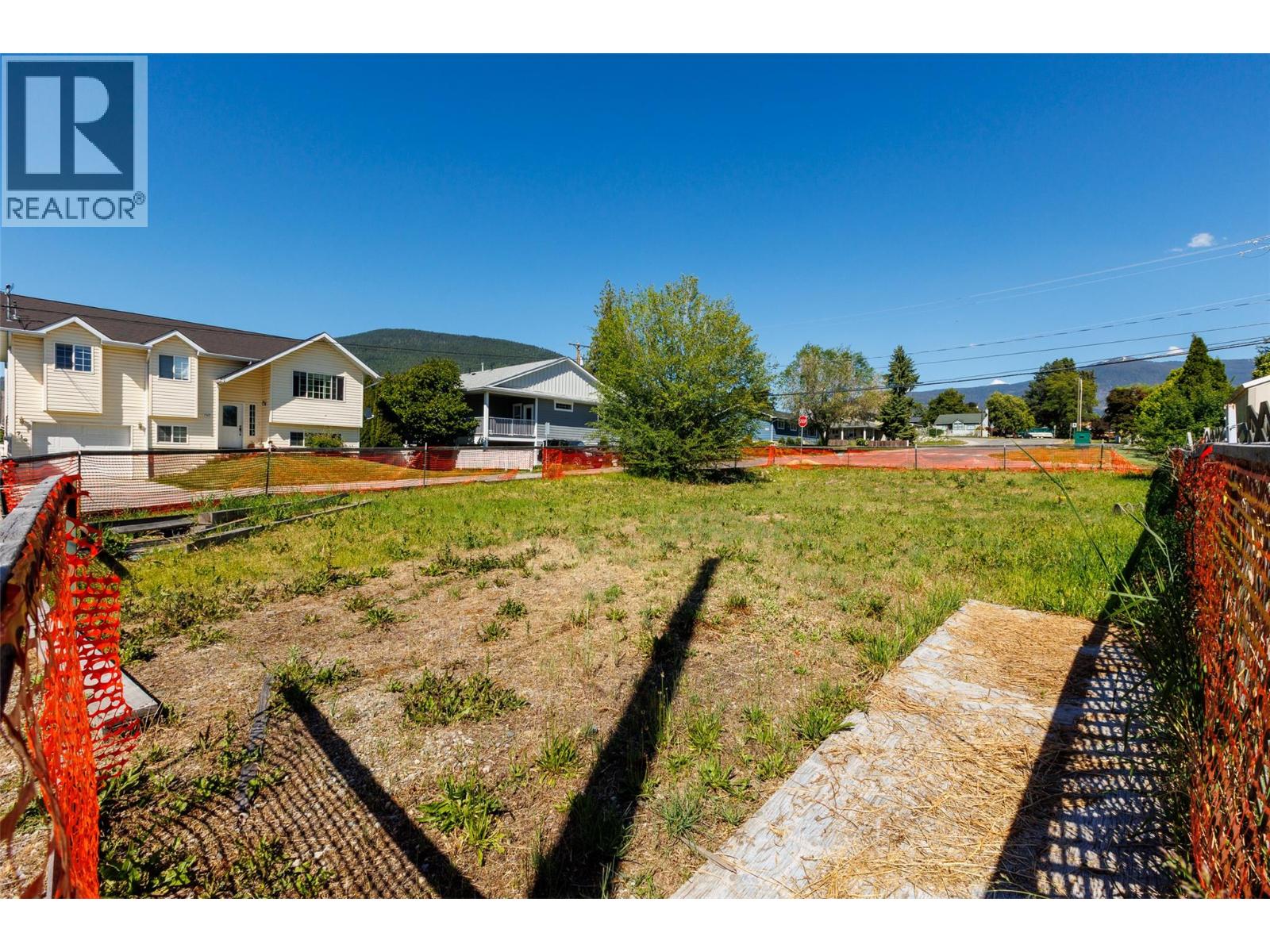 520 8th Avenue S Property Photo 10