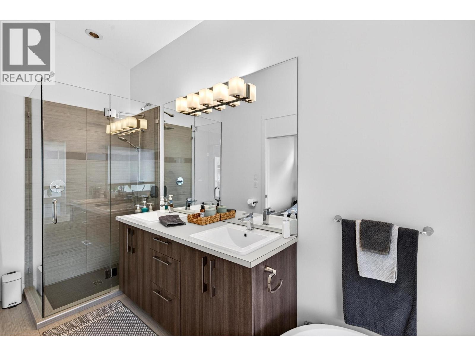 1273 Modern Place Property Photo 9