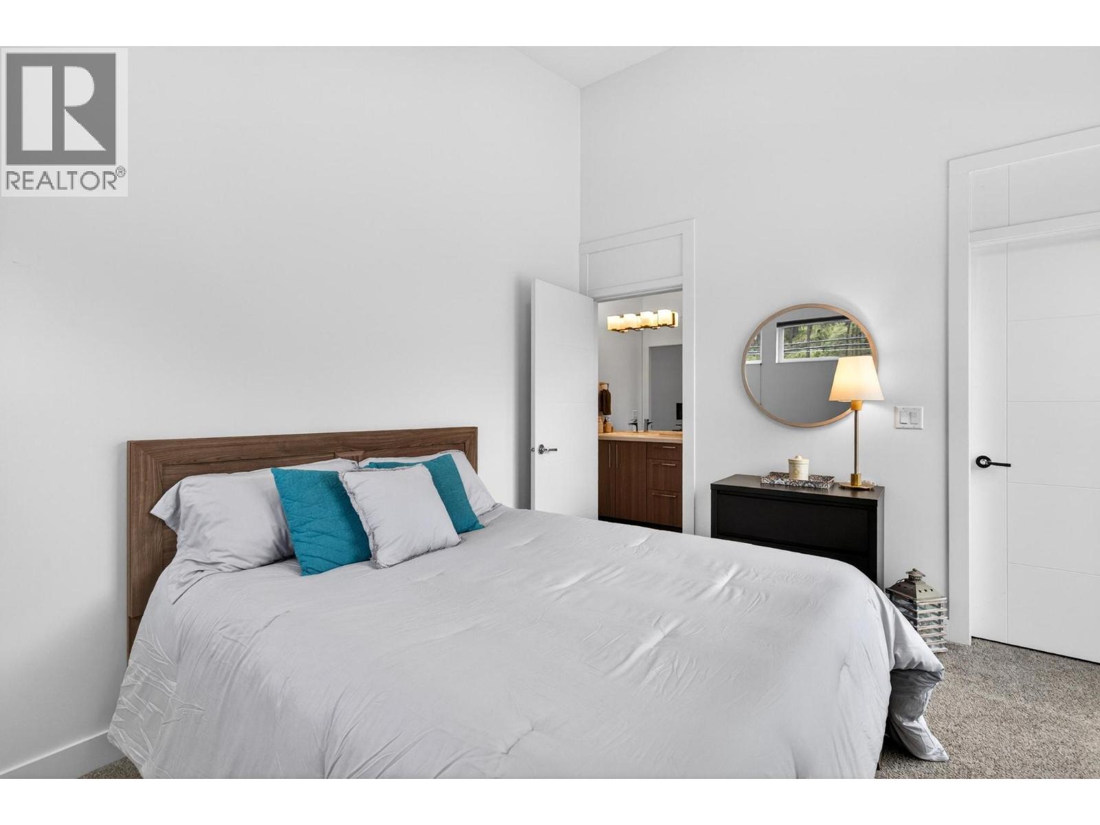 1273 Modern Place Property Photo 34