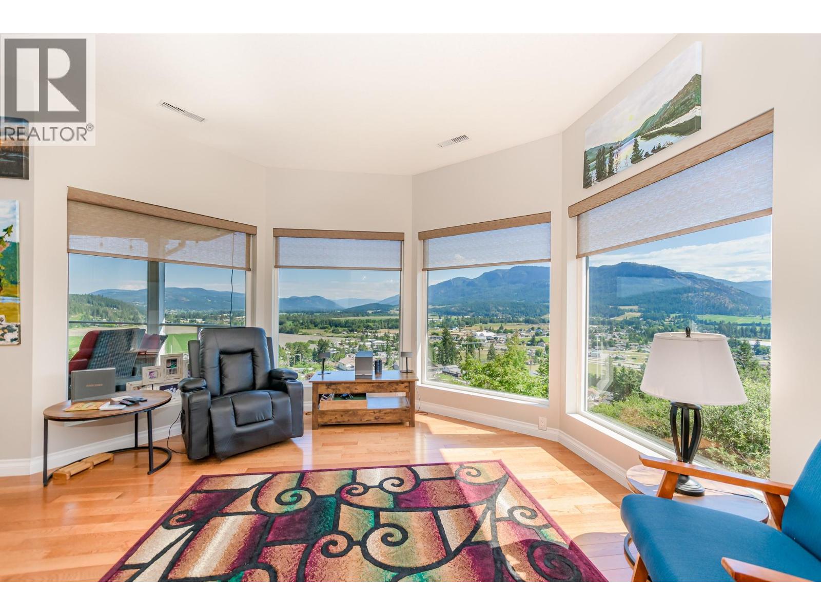 109 Revel Crescent Property Photo 4