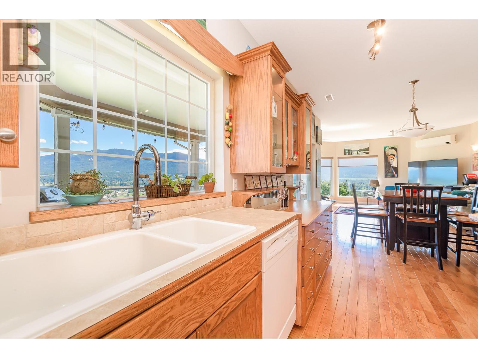109 Revel Crescent Property Photo 11