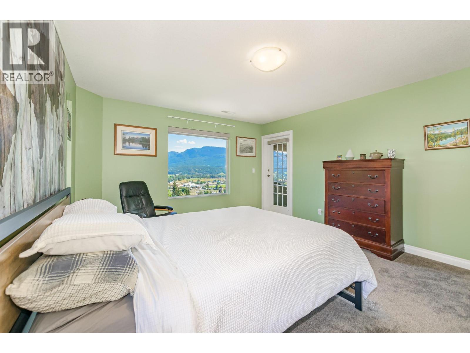 109 Revel Crescent Property Photo 19
