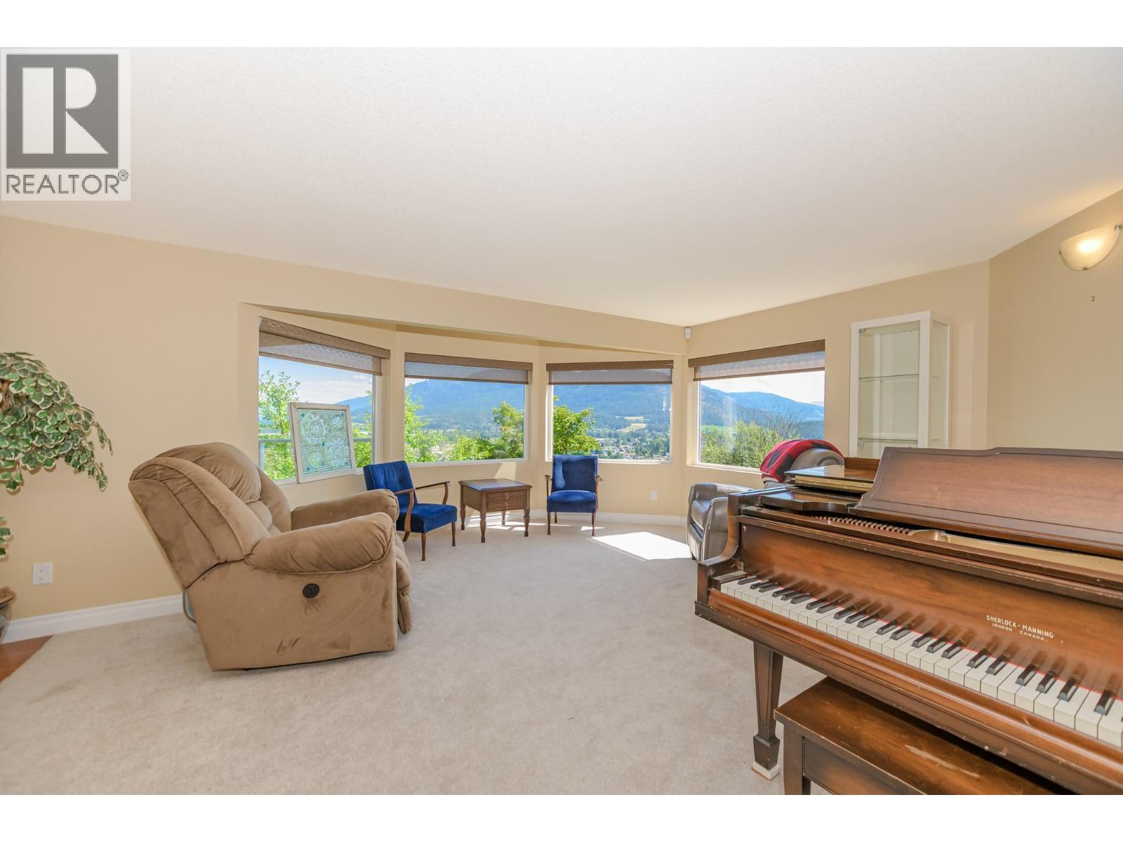 109 Revel Crescent Property Photo 31
