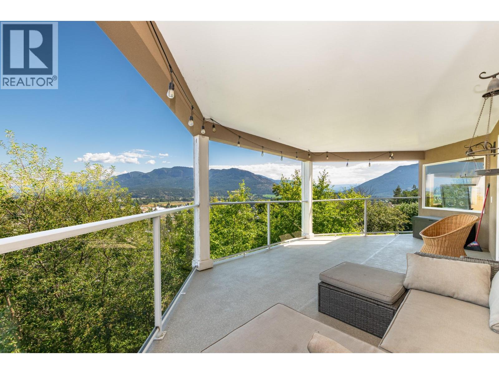 109 Revel Crescent Property Photo 38