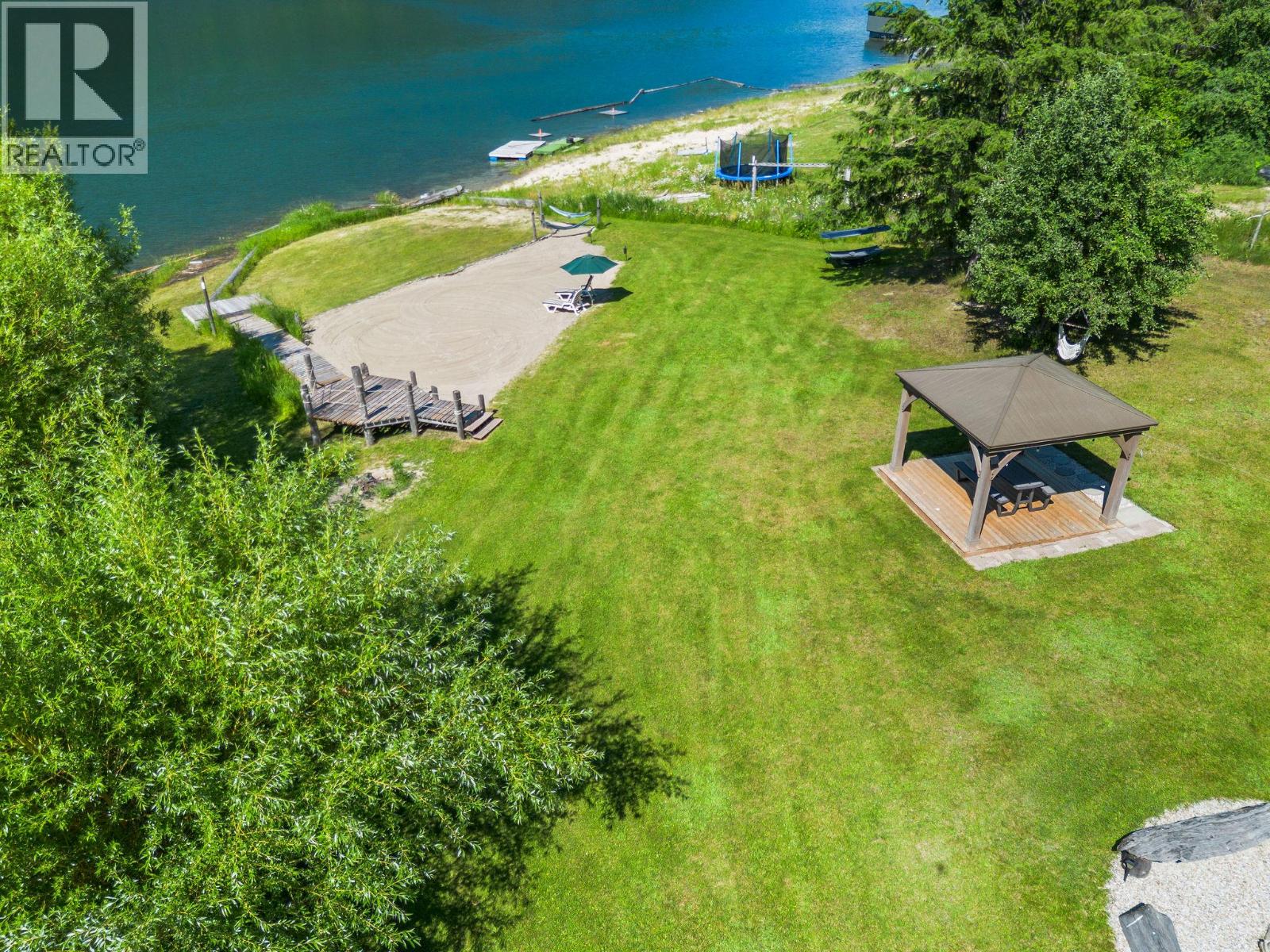 3866 Rock Island Road Property Photo 12