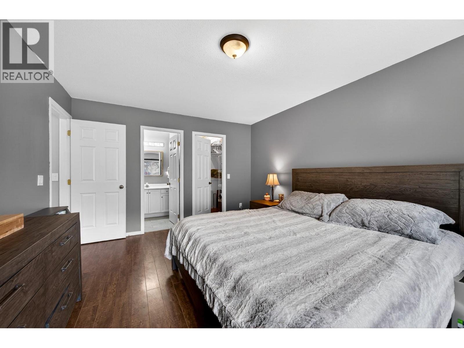 726 Dunrobin Drive Unit# 1 Property Photo 12